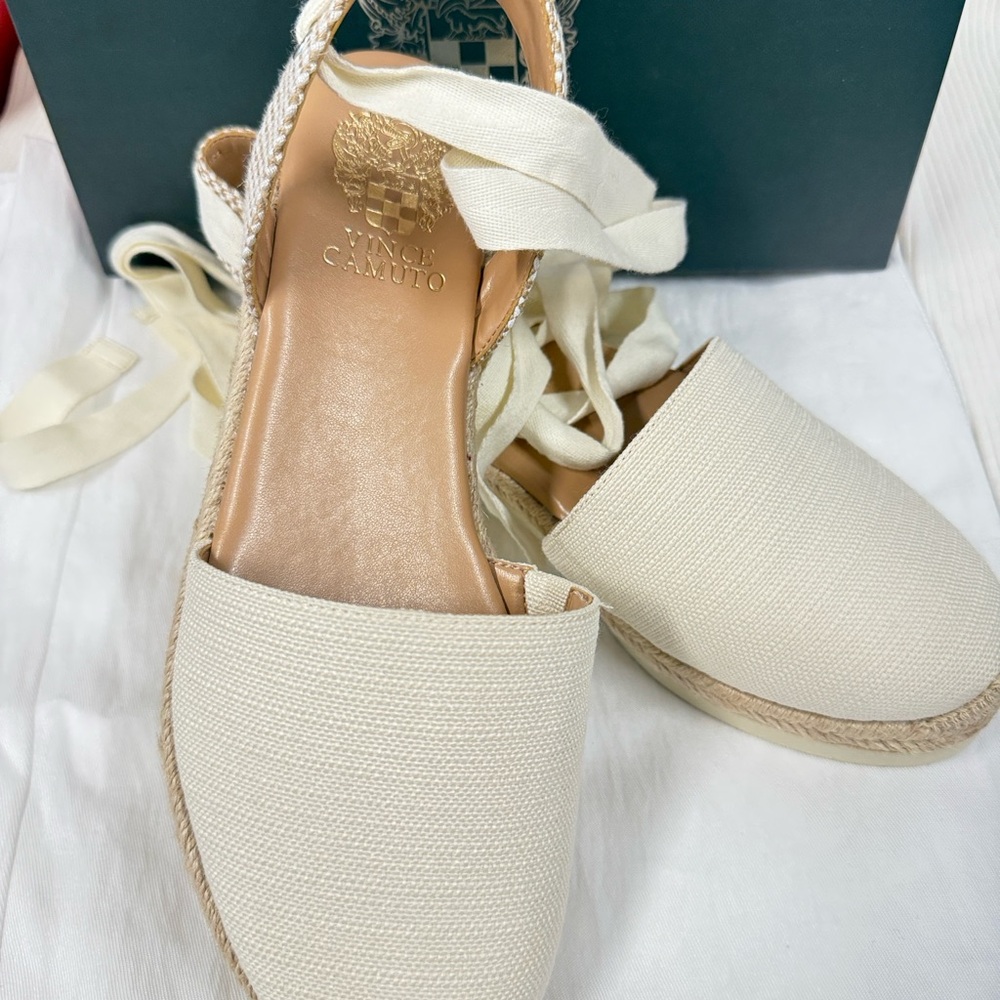 Vince Camuto Cream Canvas Espadrille Lace-Up Wedge Size 9
